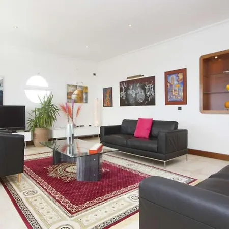 Sleeps 10 Pool Wifi Villa *