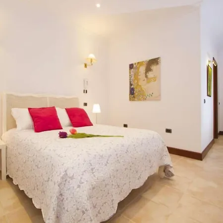 Sleeps 10 Pool Wifi